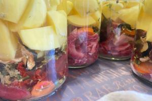 Жаркое с говядиной, картофелем и овощами